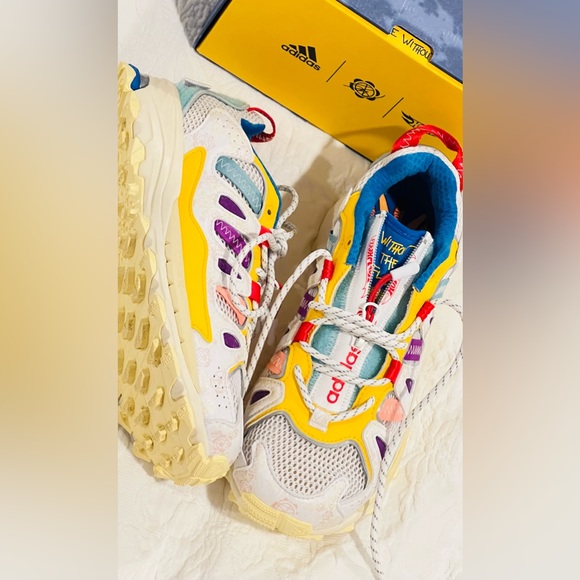 ADIDAS ORIGINALS AND SEAN WOTHERSPOON TEAM UP WITH HOT WHEEL SIZE 6.5M 7.5-8 W - Picture 2 of 16